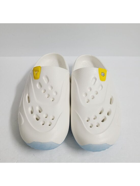 NEW Nike Air Jordan Marquette University Roam Sandals Slides M8253372-1 Size 13 main image 8